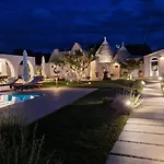 Trulli Di V E N E R E * カステッラーナ・グロッテ