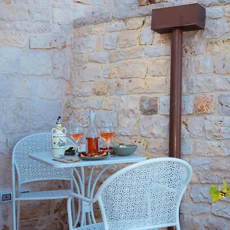 Vakantiehuis Trulli Di V E N E R E