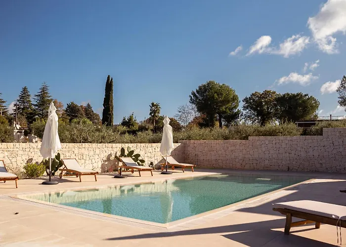 Trulli Di V E N E R E * קסטלאנה גרוטה