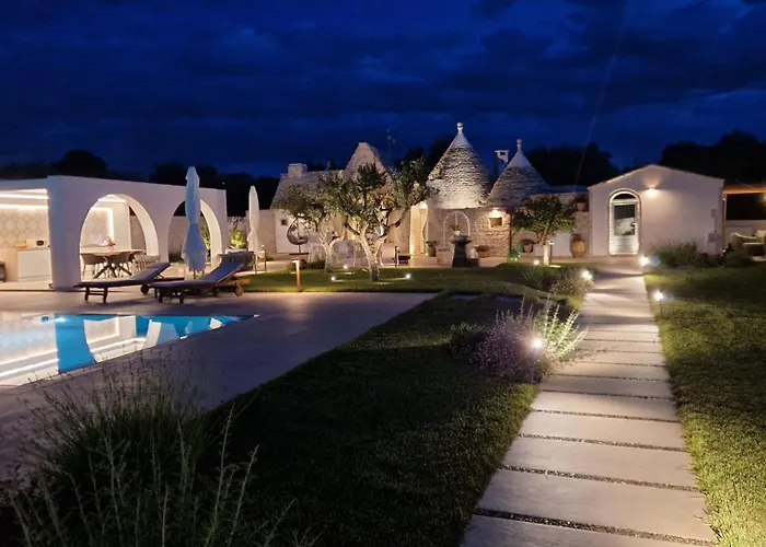 Trulli Di V E N E R E * カステッラーナ・グロッテ